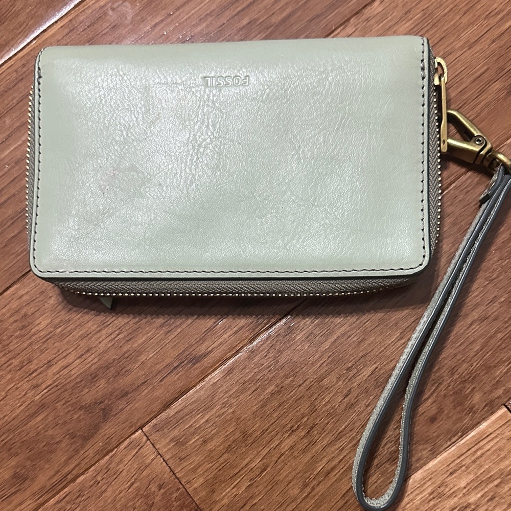 Fossil Light Green Leather Wristlet
